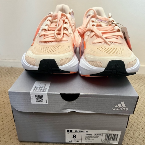 Size 8 Adidas in peach and light pink - Picture 2 of 6
